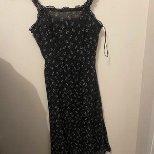 Lyon Size 6 Floral Midi Black Dress with Slit